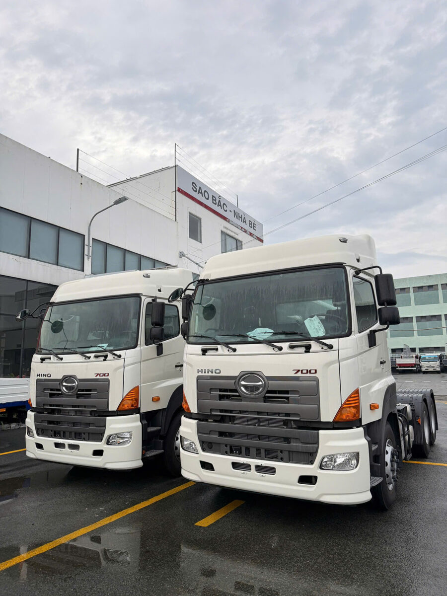 XE ĐẦU KÉO HINO