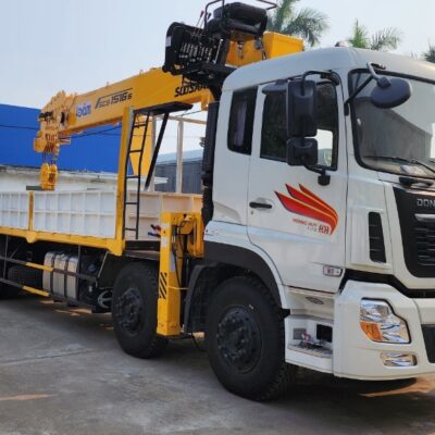 Xe tải Dongfeng 4 chân gắn cẩu 15 tấn Soosan SCS1516S